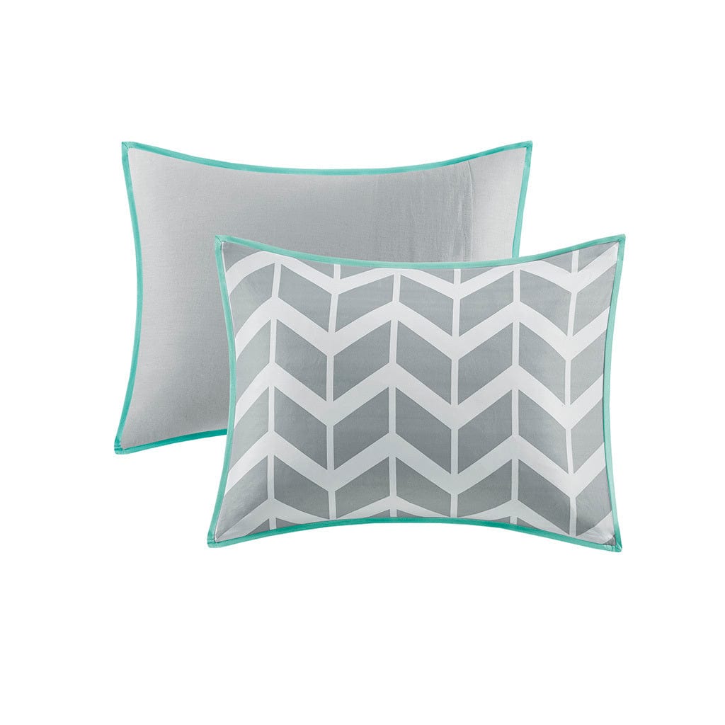 JLA Comforter "Nadia Comforter Set" by Intelligent Design: Full/Queen Aqua Microfiber Comforter with Chevron Print - 90x90